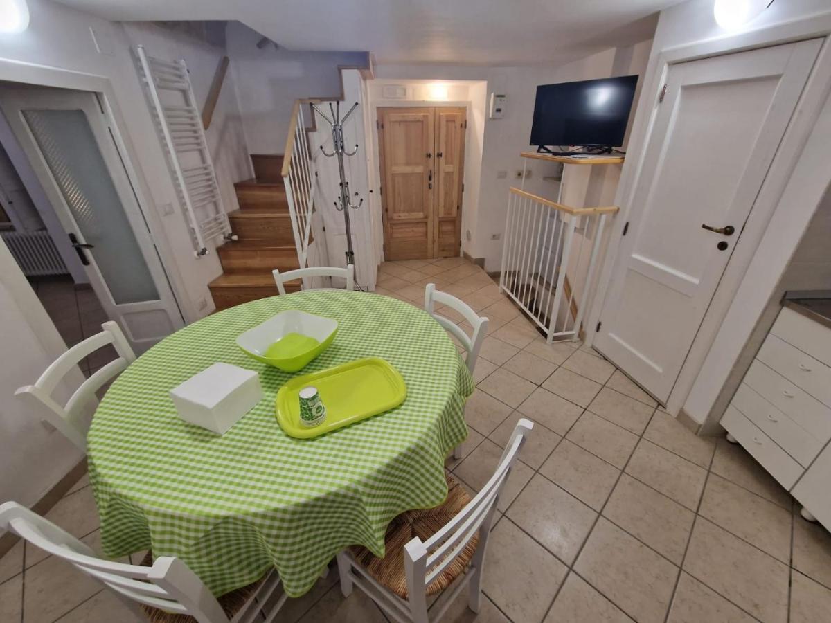 Casa Scheledd Villa Чистернино Екстериор снимка